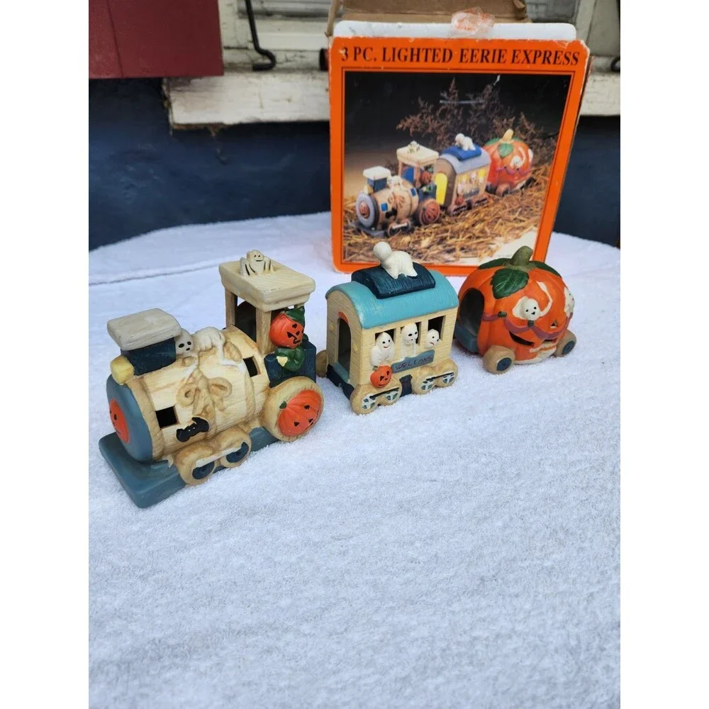 Vintage 90s Halloween train set 3 Pc Lighted Eerie Express decor Spooky pumpkin